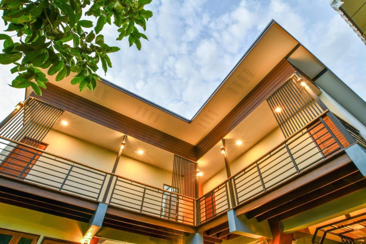 Sabua The Terrace Homestay Uthai Thani Eksteriør bilde